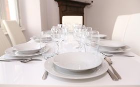 Star London Warwick Mansions 3-Bed Oasis