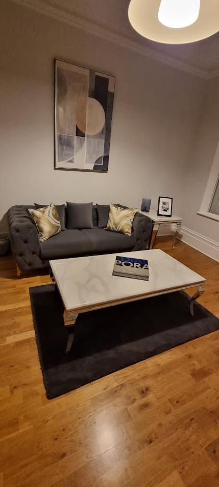 Star London Warwick Mansions 3-Bed Oasis Apartment Exterior photo